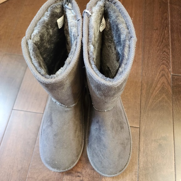 Gray Suede Boots - Picture 3 of 6